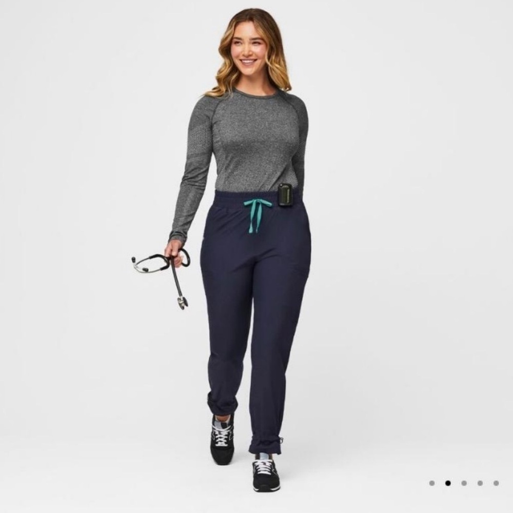 FIGS High Waisted Fionlite Jogger Scrub Pant In Navy Blue